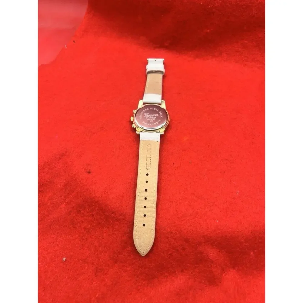 GENEVA Platinum Ladies Watch 9758 Goldtone White Leather Band New Battery Inst